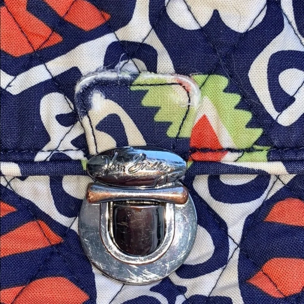 ⚠️ Faint Stains Wear Fray Vera Bradley Cro…
